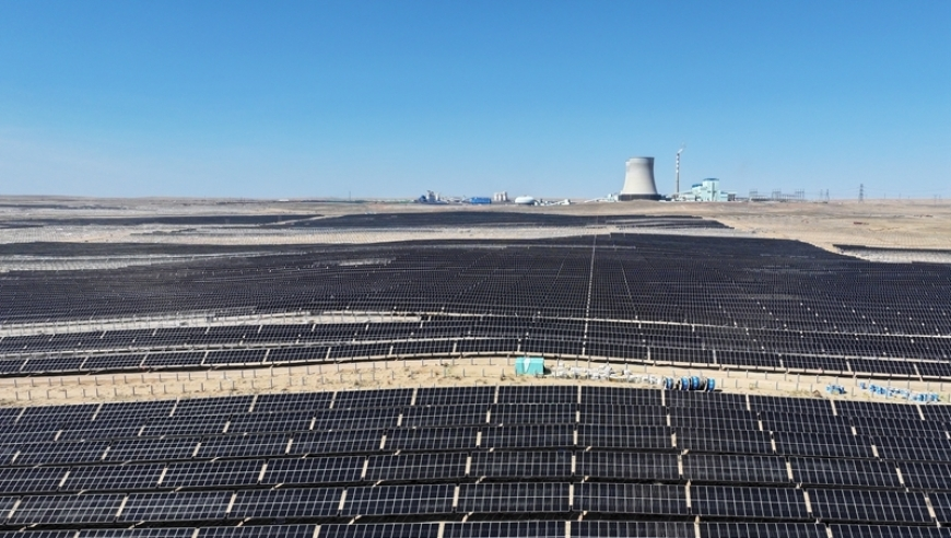新奥2025年精准一肖一码资料,华为三折叠秒售罄,经典解释落实_定制版V9.83